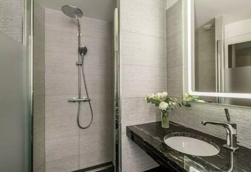 سوییت جونیور, Chalgrin Boutique