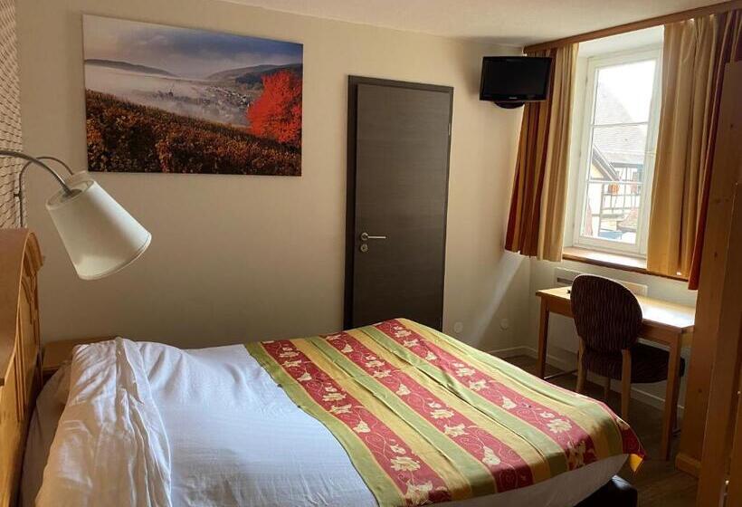 غرفة قياسية, Au Cerf