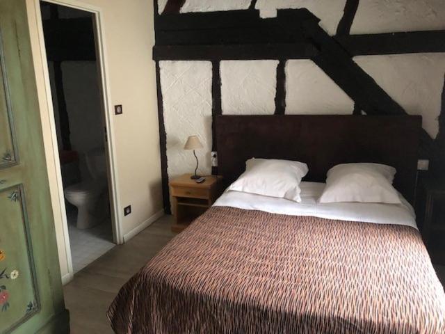 غرفة إقتصادية, Au Cerf