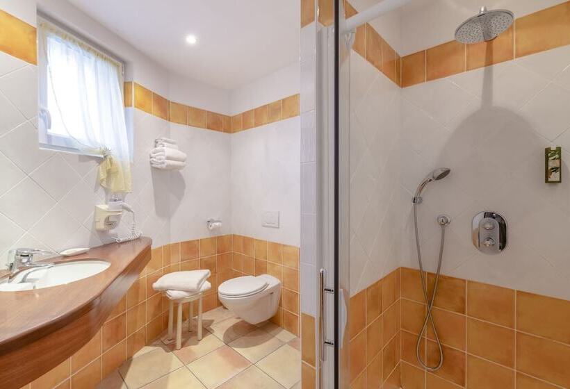 스탠다드 룸, Auberge Du Poids Public Logis