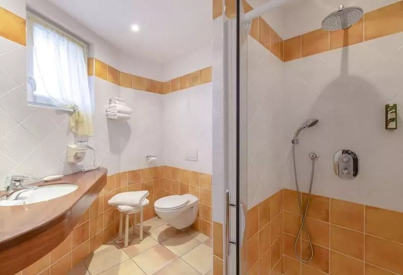Standard Room, Auberge Du Poids Public Logis