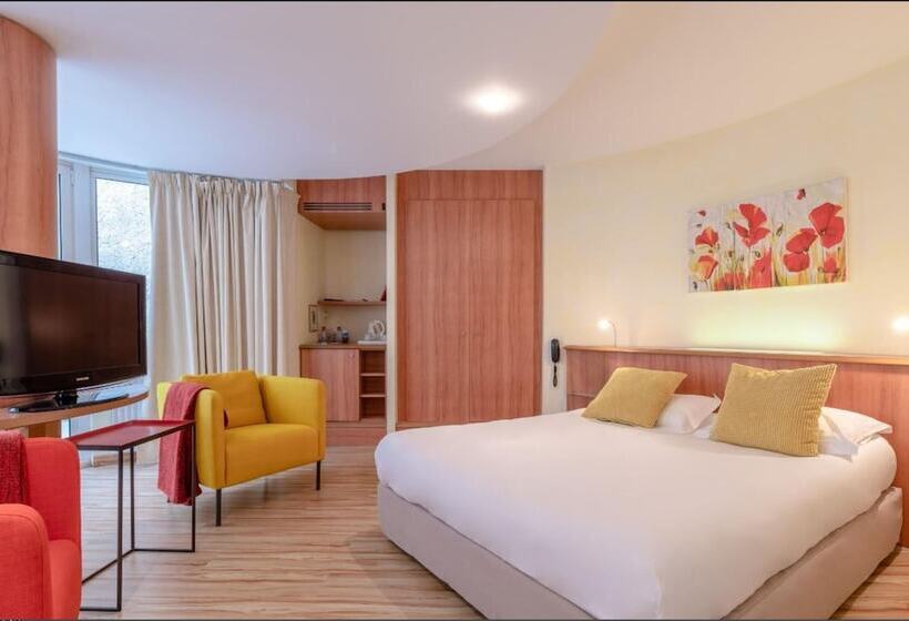 수피리어 룸, Auberge Du Poids Public Logis