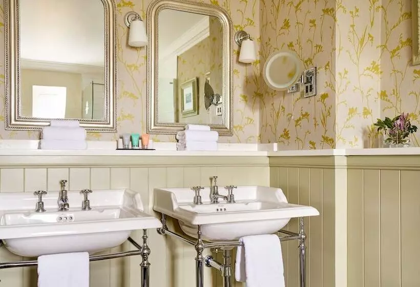 سوییت جونیور, Ballygarry Estate Hotel & Spa