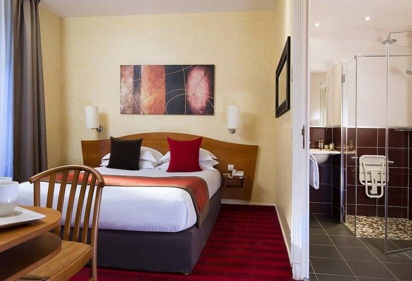 コンフォートルーム, Europe Hotel Paris Eiffel