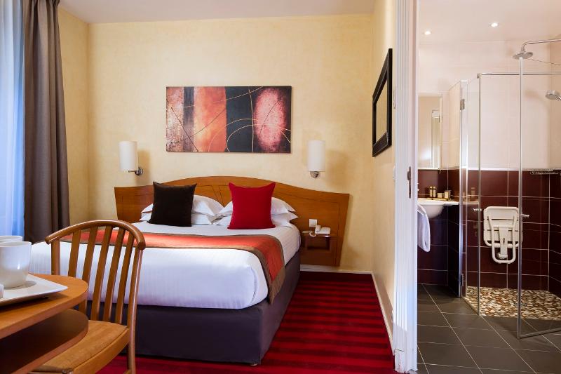 コンフォートルーム, Europe Hotel Paris Eiffel