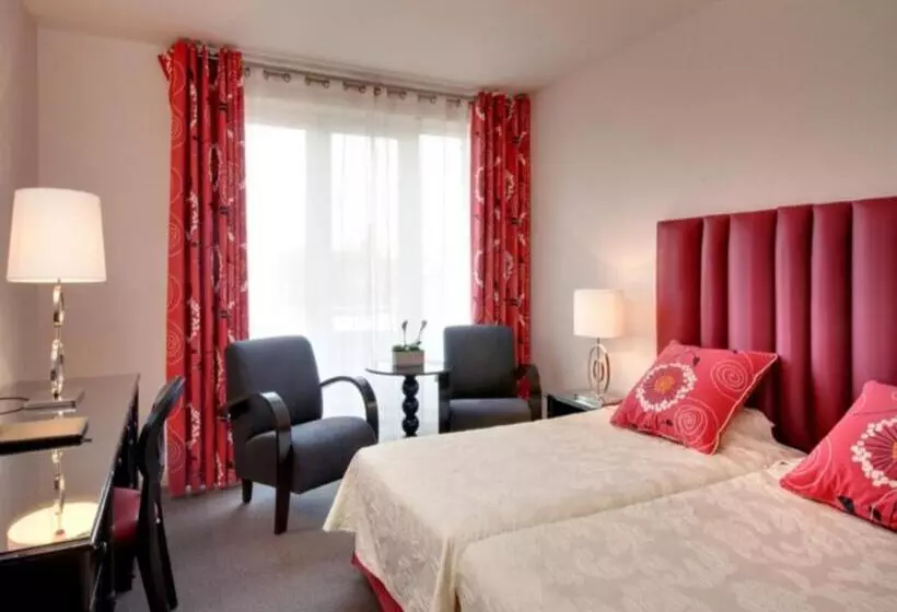スタンダードルーム, Grand Hôtel De Solesmes   Teritoria