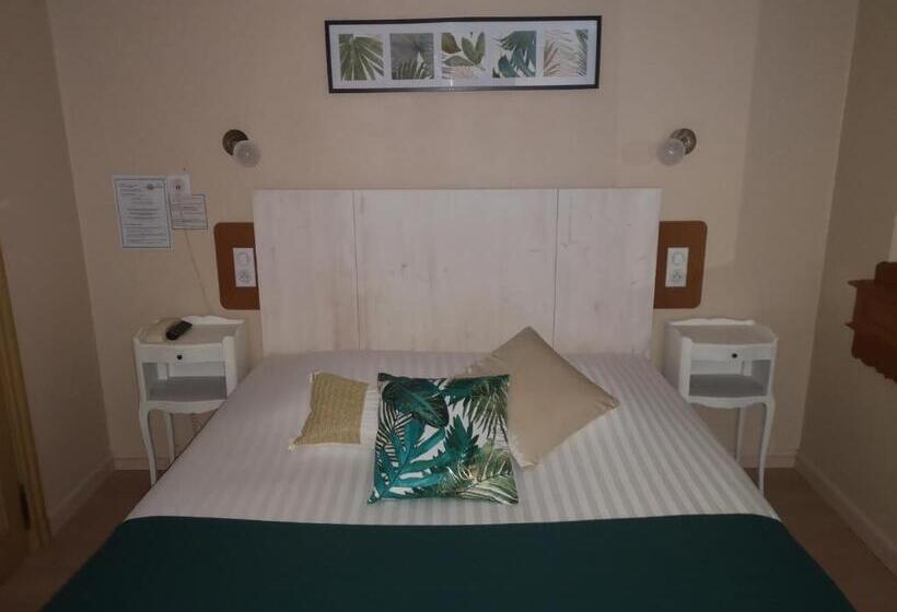 スーペリアファミリールーム, Hôtel Les Deux Magots