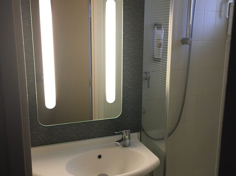 スタンダードルーム, Ibis Rochefort