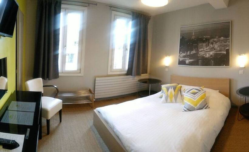 스탠다드 룸, L Auberge Du Cochon D Or