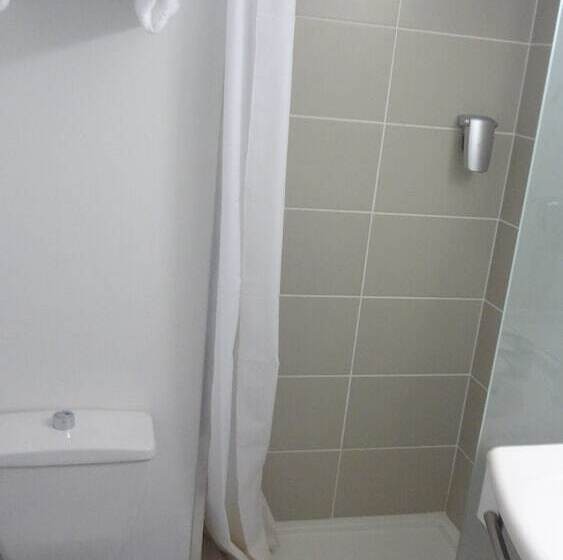 اتاق استاندارد, Logis Cottage