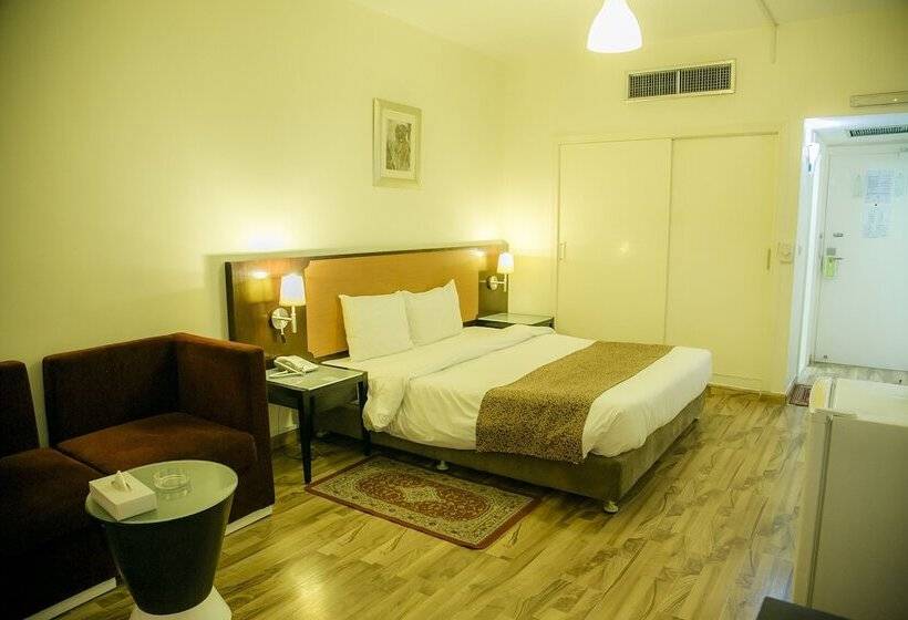 Номер Deluxe, Phoenicia Grand