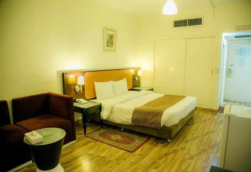 Номер Deluxe, Phoenicia Grand