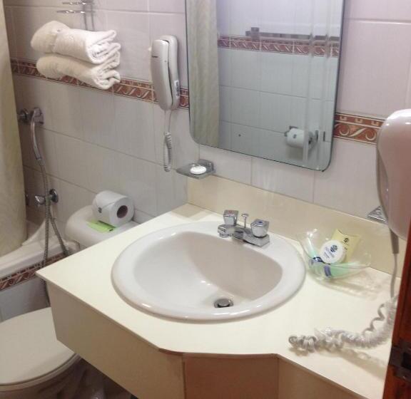 اتاق اجرایی, Ramada