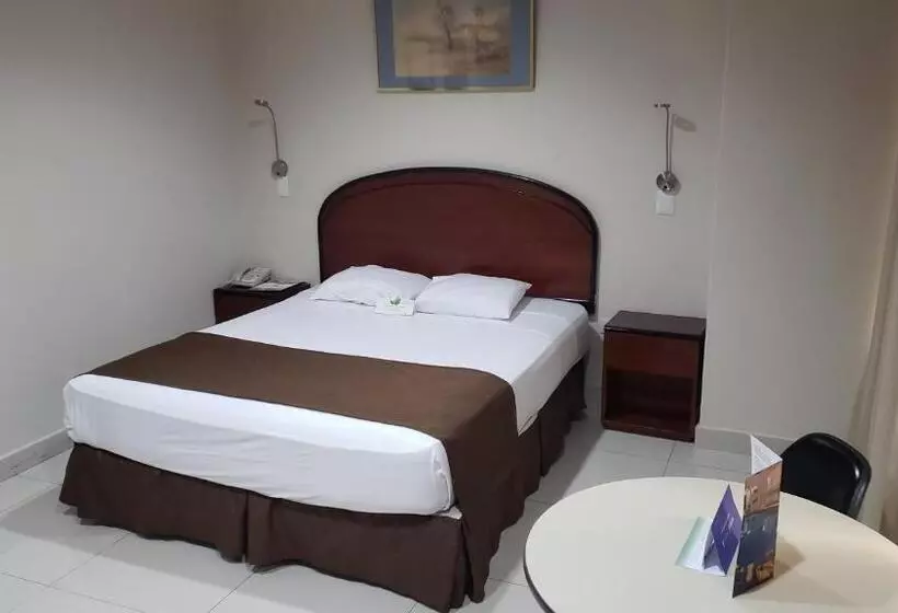 اتاق اجرایی, Ramada