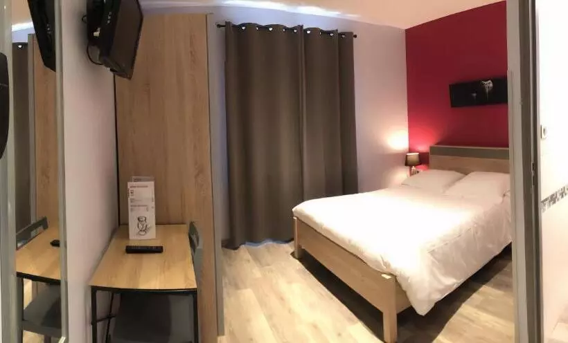 スーペリアの４人部屋, De L Abbaye à Cluny