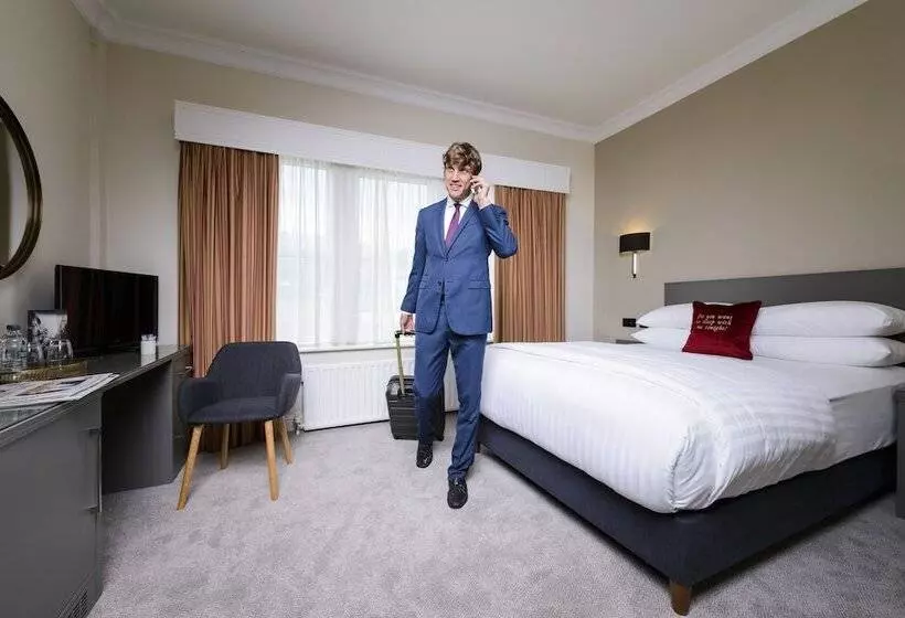 スタンダードルーム, The Metropole Hotel Cork