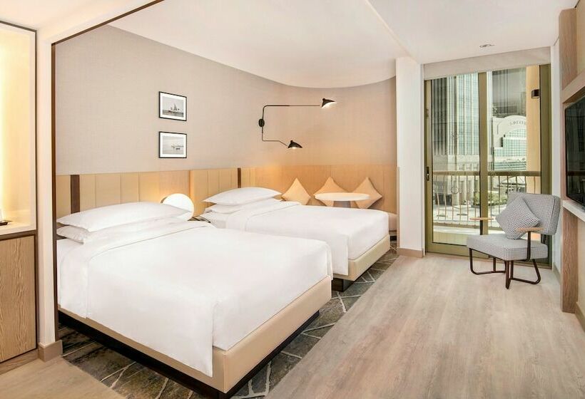 Номер Клуб, Sheraton Abu Dhabi Hotel & Resort