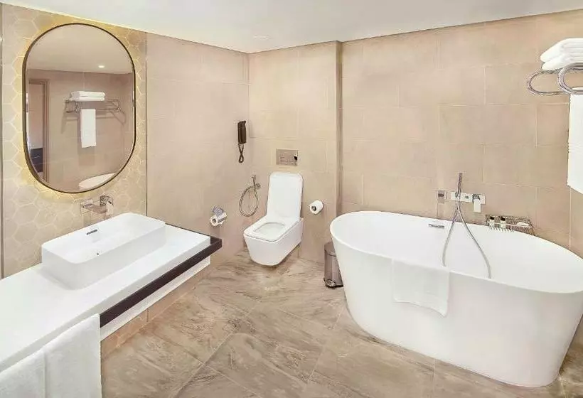 キングサイズベッドのエクゼクティブ, Sheraton Abu Dhabi Hotel & Resort