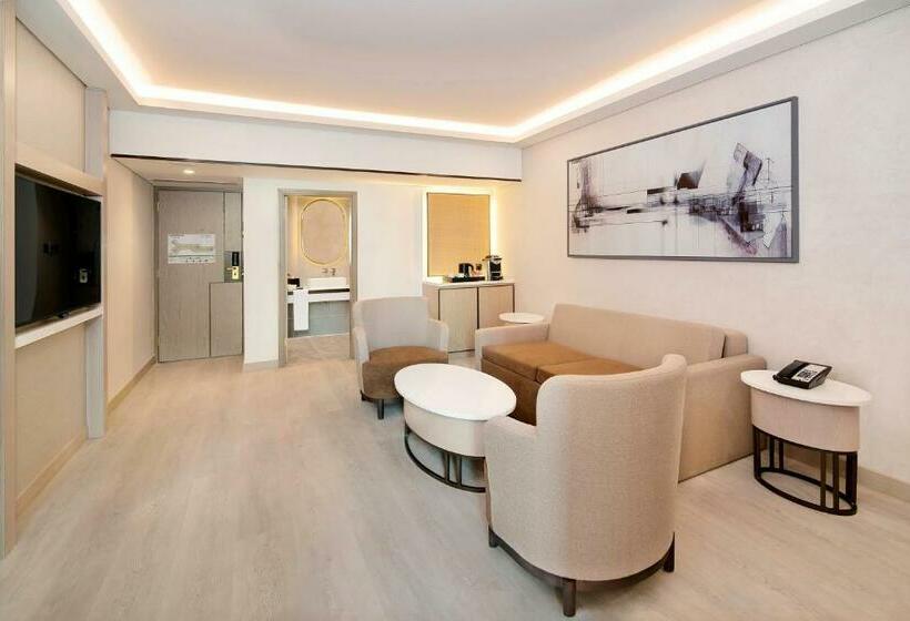 Люкс Executive Кровать Кинг, Sheraton Abu Dhabi Hotel & Resort