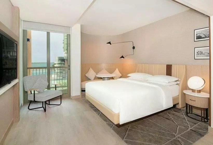 ダブルベッドのクラシックルーム, Sheraton Abu Dhabi Hotel & Resort