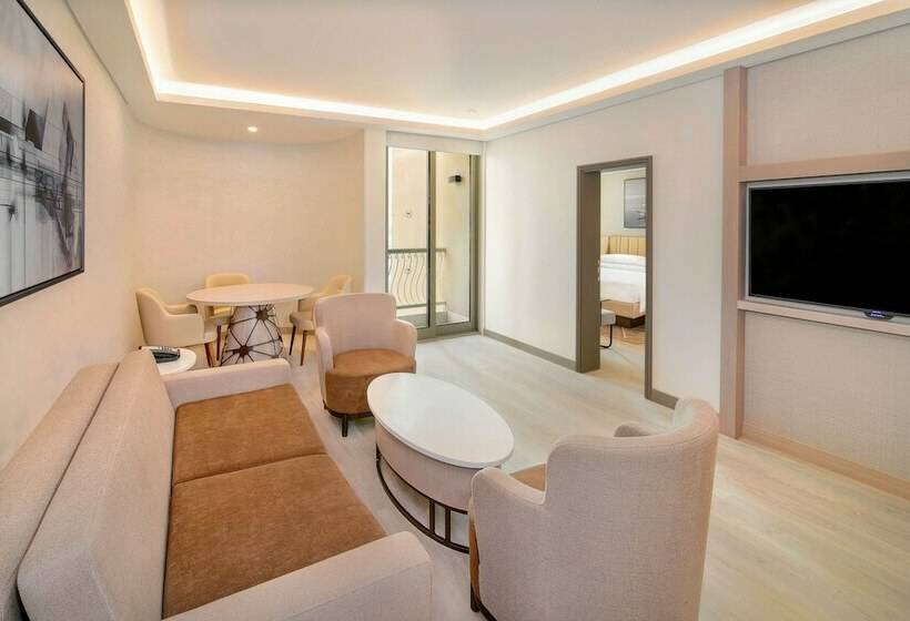 Президентский Люкс, Sheraton Abu Dhabi Hotel & Resort