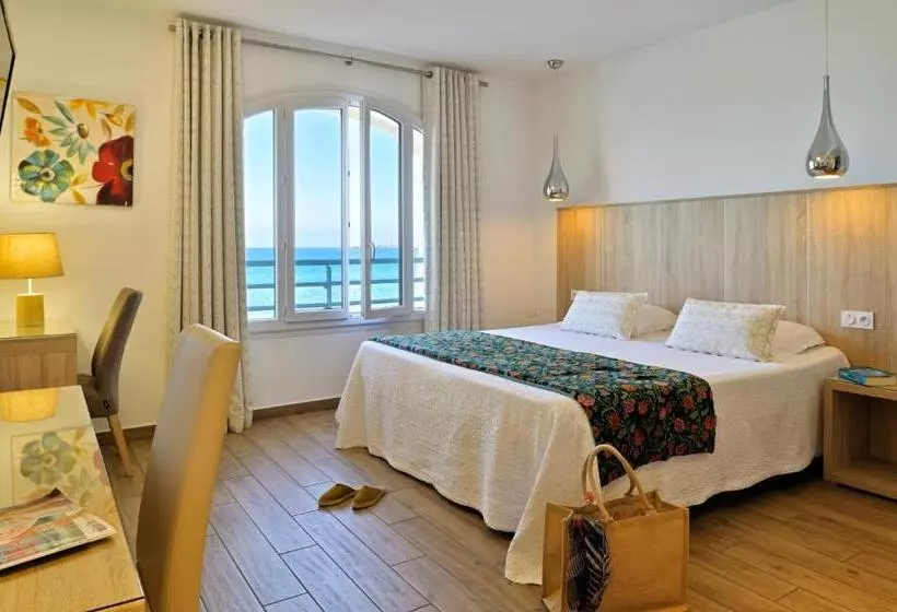 اتاق راحتی با چشم‌انداز دریا, Beau Rivage