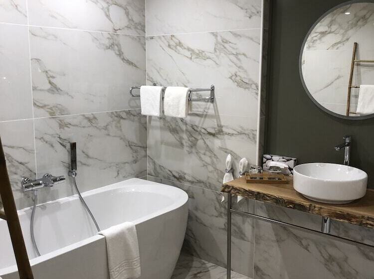 디럭스 룸, Chateau Du Clos De La Ribaudiere   Teritoria