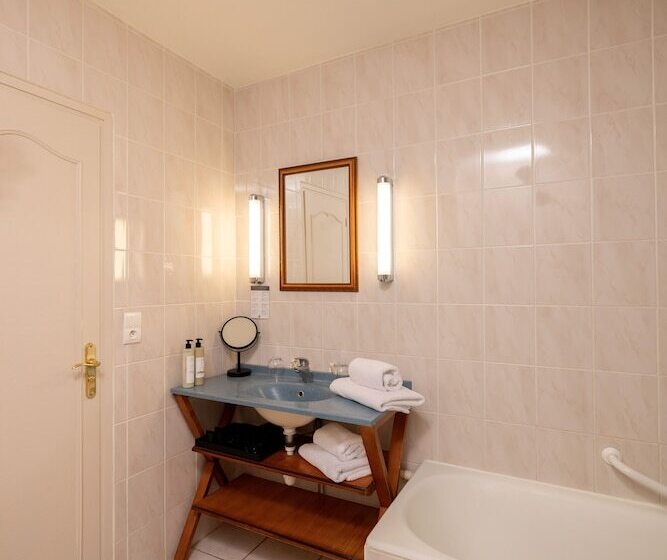 패밀리 룸, Château De Fontanges