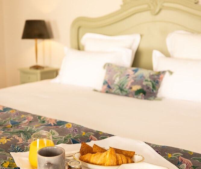 스위트, Château De Fontanges