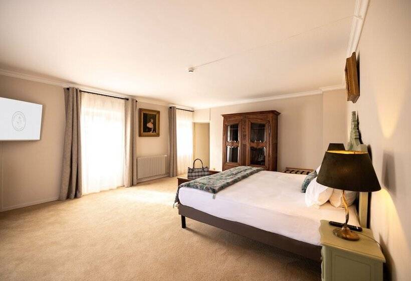 스위트, Château De Fontanges