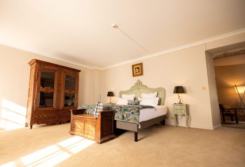 스위트, Château De Fontanges