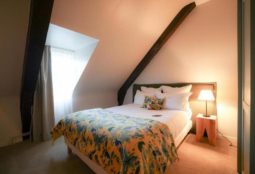 패밀리 룸, Château De Fontanges