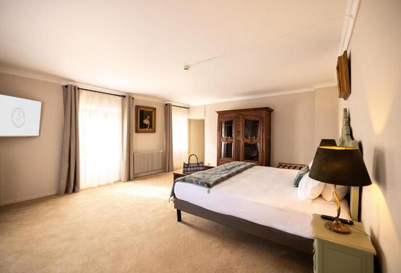 스위트, Château De Fontanges