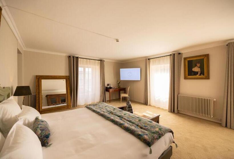 스위트, Château De Fontanges