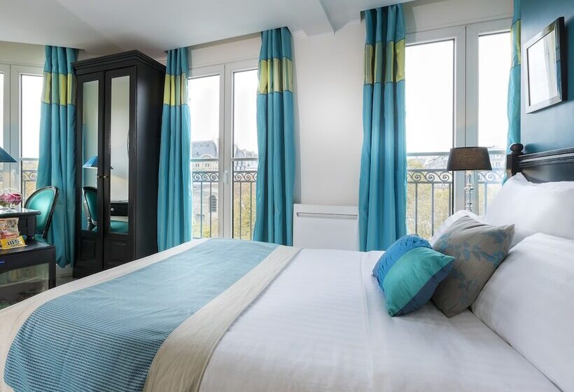 スタンダードルーム, Cluny Square