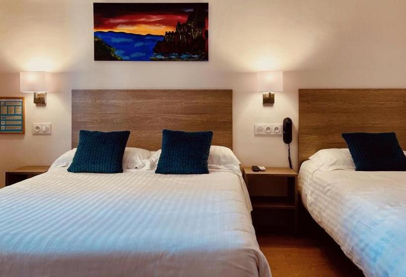 غرفة إقتصادية رباعية, Courbet