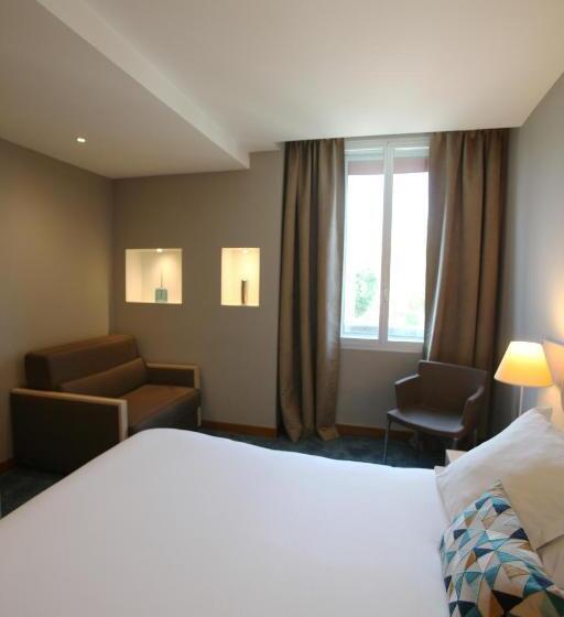 Трехместный Номер Superior, De France