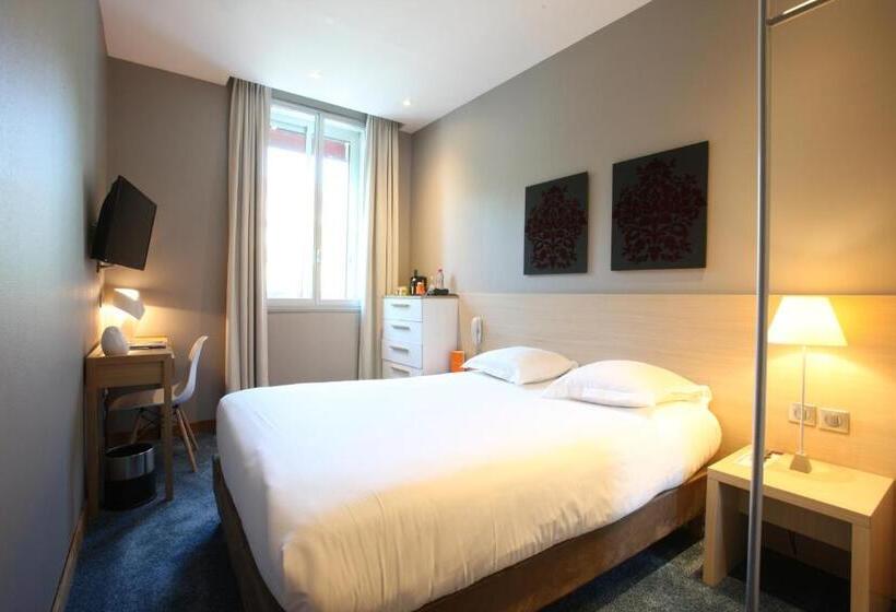 Номер Стандарт, De France