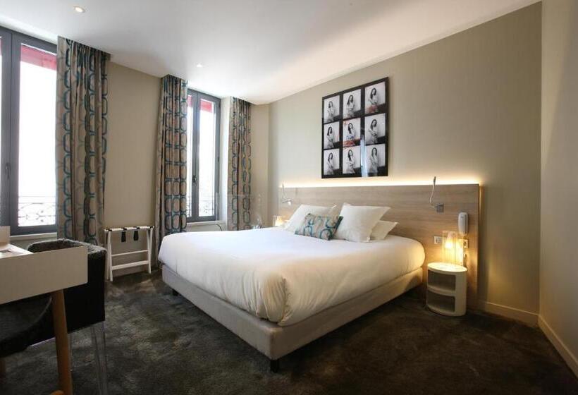 Номер Superior, De France