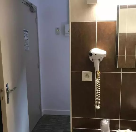 Standard 4 Pers. Værelse, Du Clocher