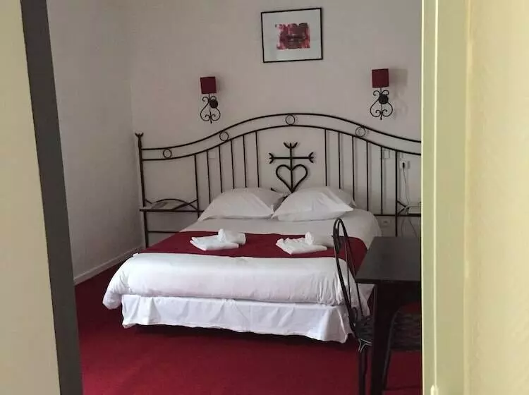 Quarto Estandar, Hostellerie De La Source