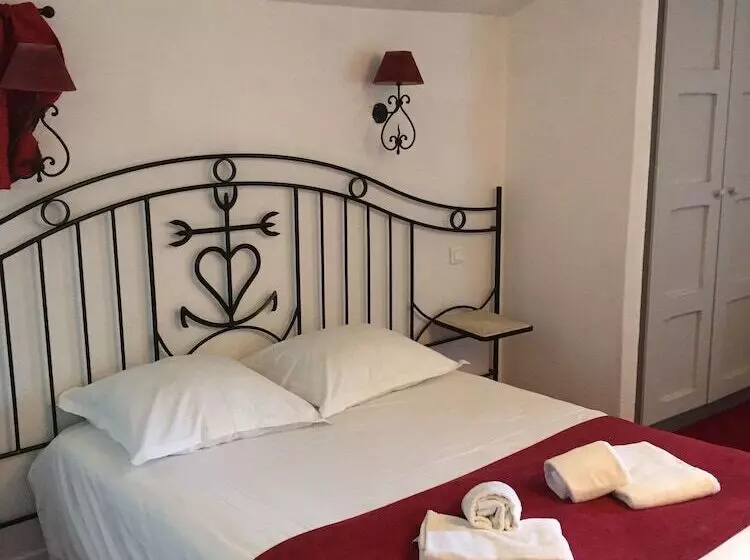 Quarto Estandar, Hostellerie De La Source