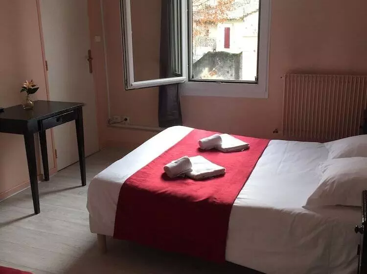 Quarto Triplo Estandar, Hostellerie De La Source