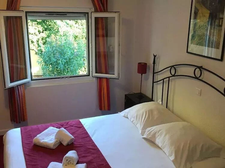 Quarto Triplo Estandar, Hostellerie De La Source