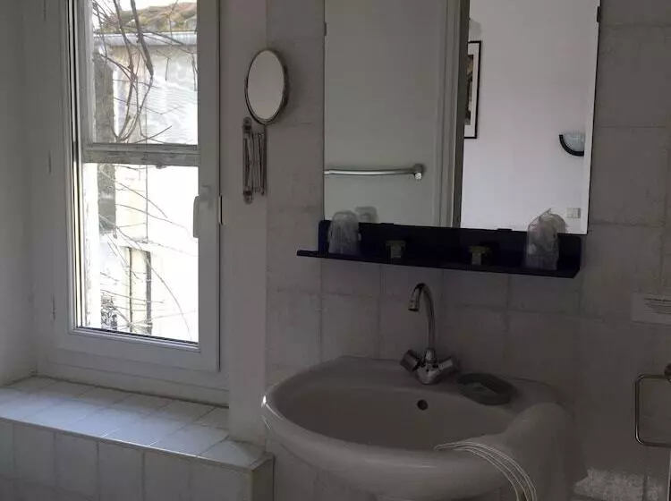 Quarto Triplo Estandar, Hostellerie De La Source