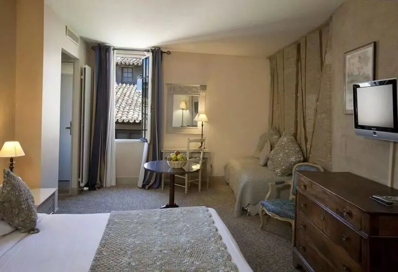 スーペリアトリプルルーム, Hôtel Le Donjon   Cœur De La Cité Médiévale