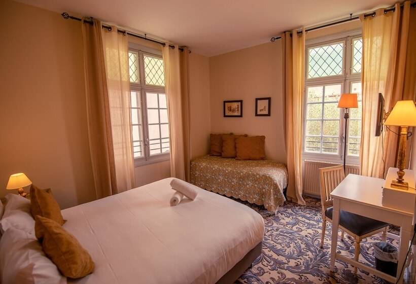 اتاق سوپریور سه تخته, Hôtel Le Donjon   Cœur De La Cité Médiévale