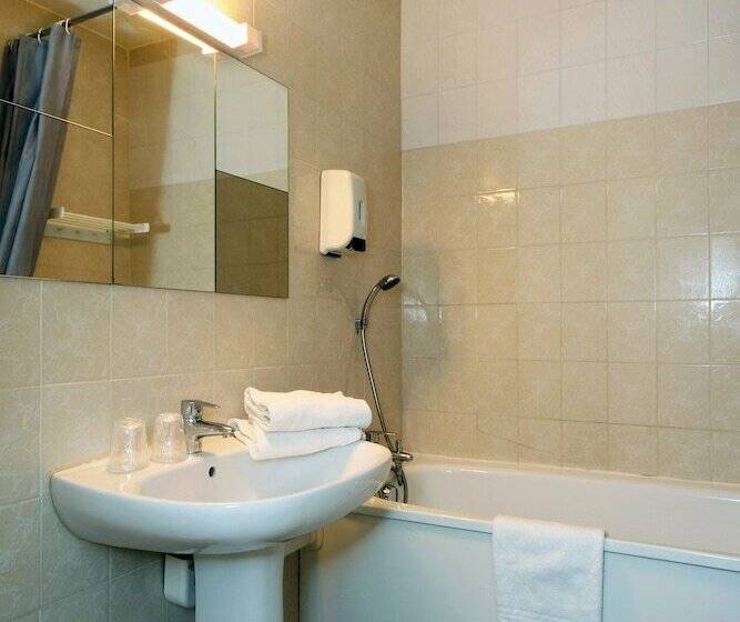 غرفة قياسية, Le Lagon