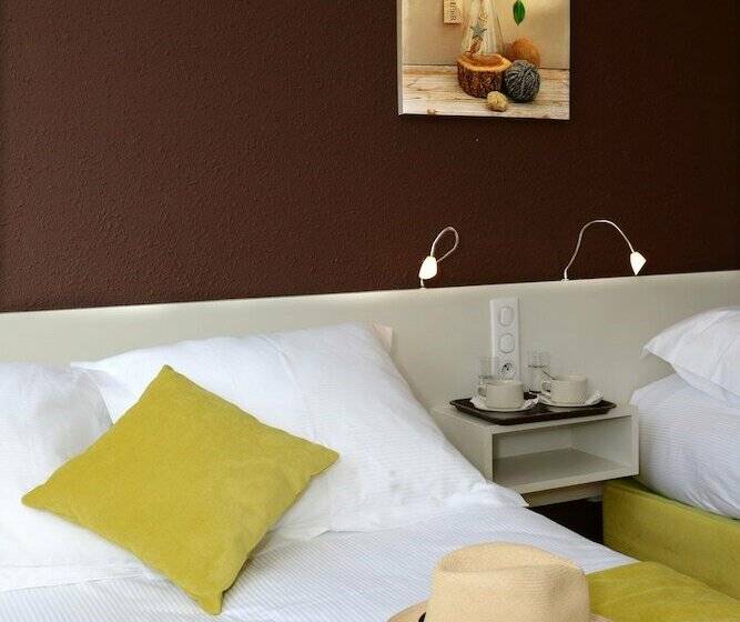 غرفة قياسية, Le Lagon