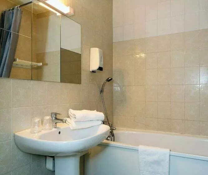 Camera Quadrupla Standard, Le Lagon